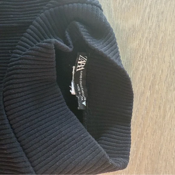Zara Sleeveless Ribbed Top XS NWOT - Picture 2 of 3